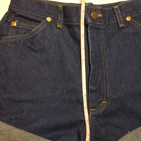 Vintage Lee High Waist Cutoff Jean Shorts - Picture 7 of 8